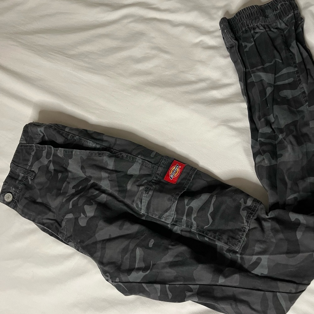 Dickies Women’s black camo cargo pants